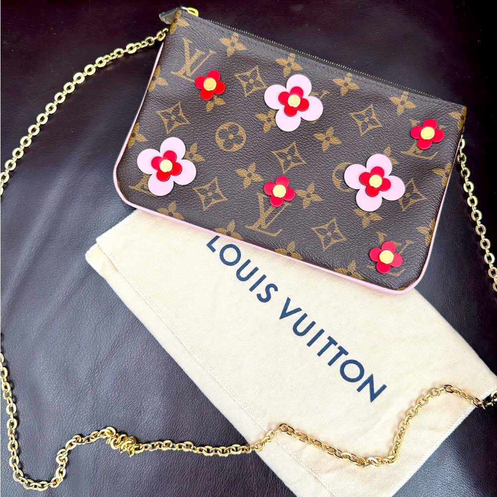 Louis Vuitton Crossbody Handbag